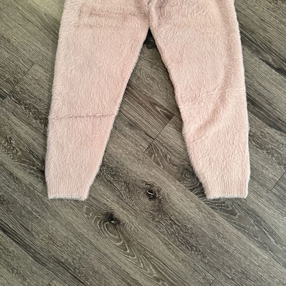 Mersea Chalet Jogger New - Picture 2 of 4